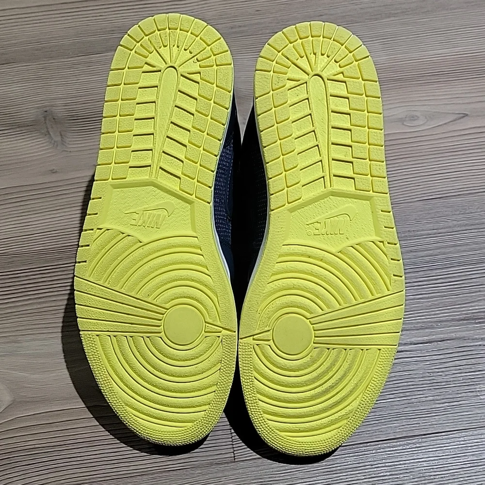 AIR JORDAN 1 RETRO 97 TXT - Picture 7 of 11